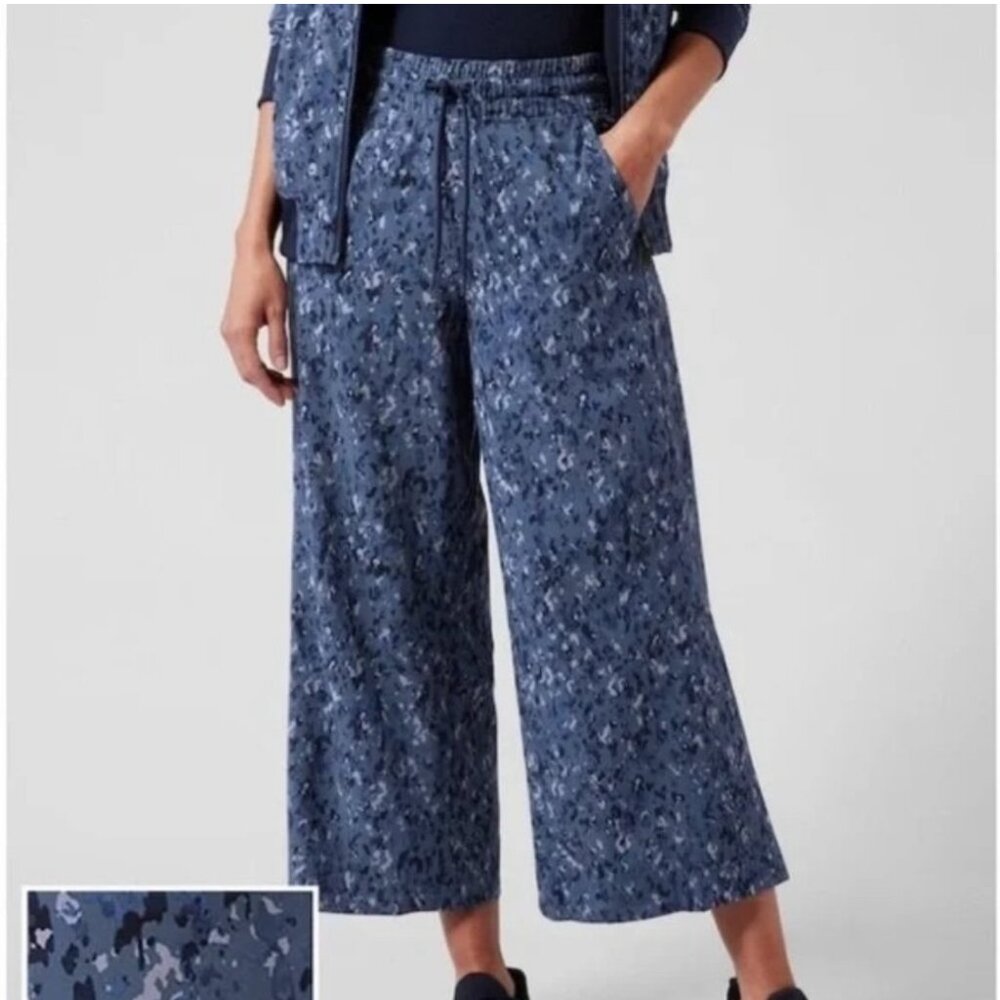 EUC Women's ATHLETA Avenue Wide Leg Crop Pant‎ | Size 10
